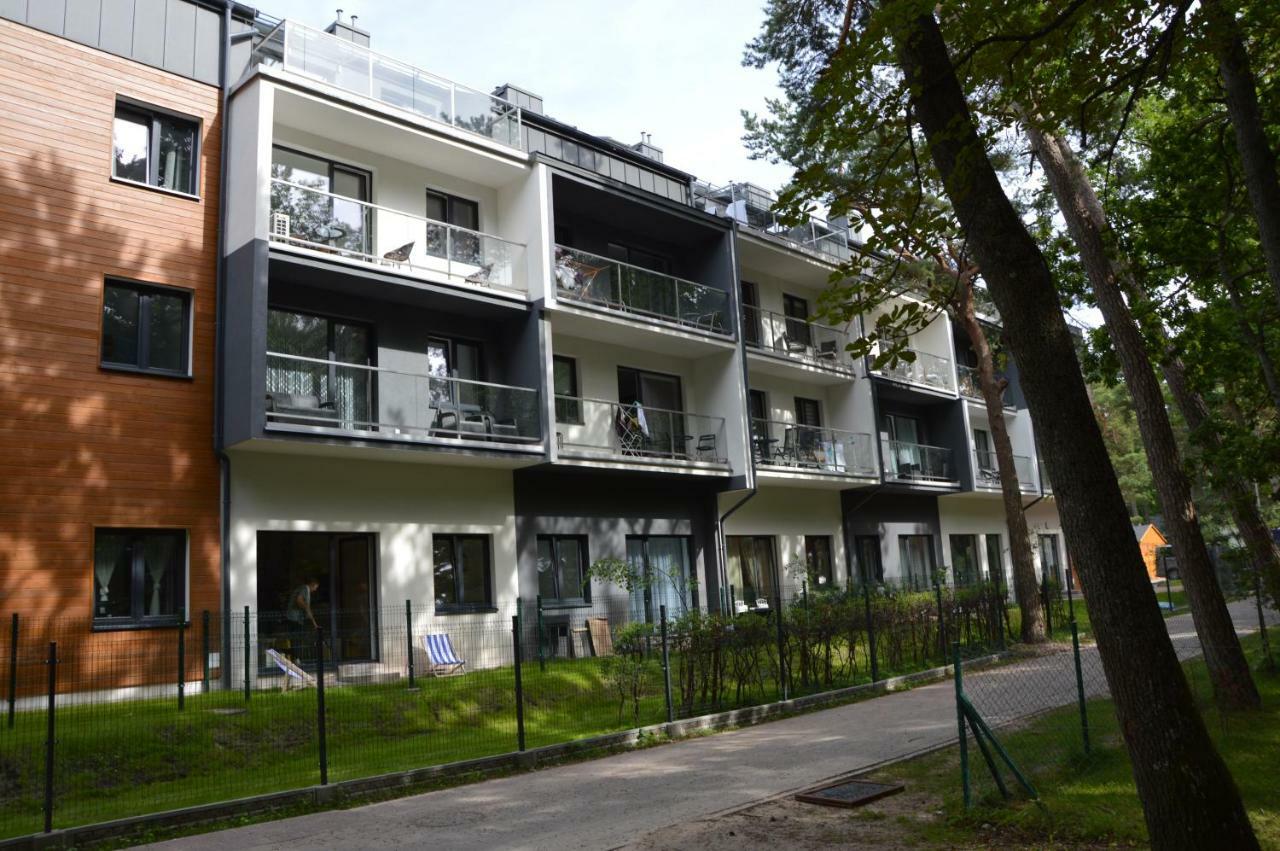 Dwie Sosny I Swierk 尤斯托尼莫斯基 外观 照片
